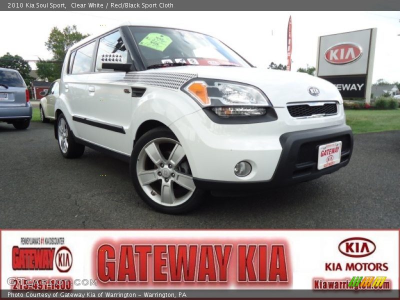 Clear White / Red/Black Sport Cloth 2010 Kia Soul Sport