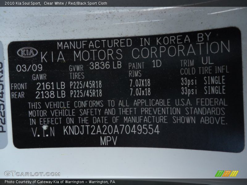 Clear White / Red/Black Sport Cloth 2010 Kia Soul Sport