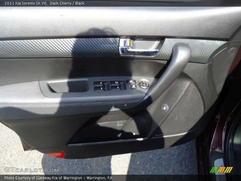 Dark Cherry / Black 2011 Kia Sorento SX V6