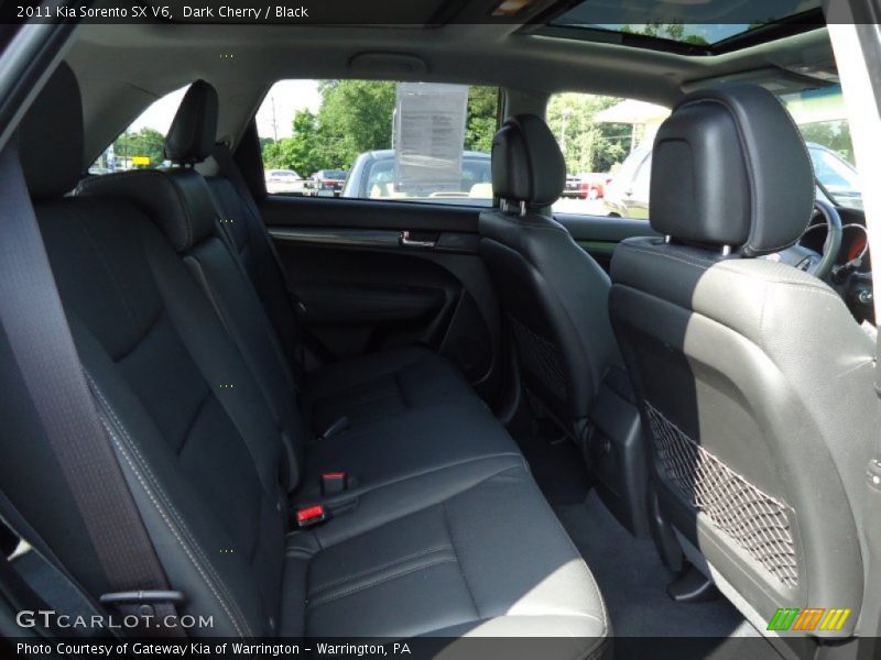 Dark Cherry / Black 2011 Kia Sorento SX V6