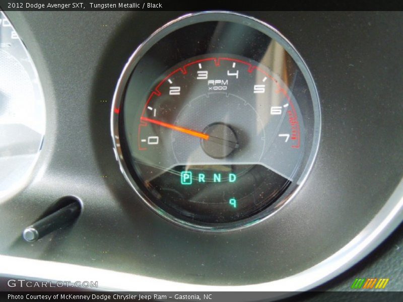Tungsten Metallic / Black 2012 Dodge Avenger SXT