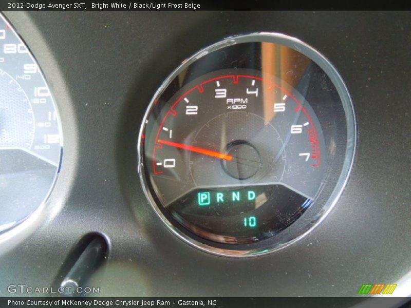 Bright White / Black/Light Frost Beige 2012 Dodge Avenger SXT