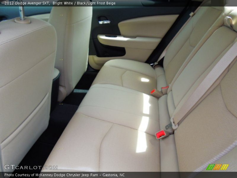 Bright White / Black/Light Frost Beige 2012 Dodge Avenger SXT