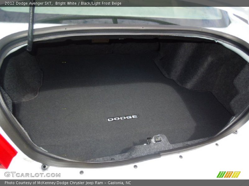  2012 Avenger SXT Trunk