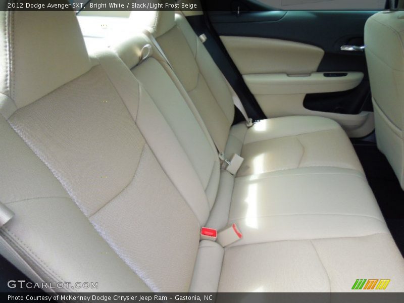 Bright White / Black/Light Frost Beige 2012 Dodge Avenger SXT