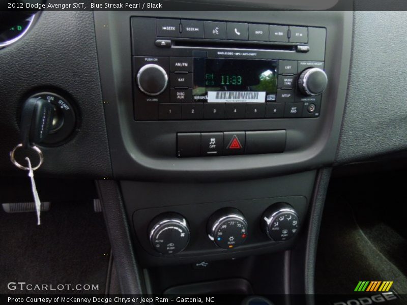 Blue Streak Pearl / Black 2012 Dodge Avenger SXT