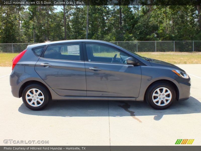 Cyclone Gray / Black 2013 Hyundai Accent GS 5 Door