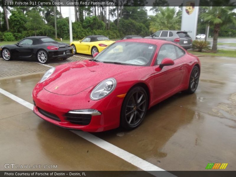 Front 3/4 View of 2013 911 Carrera Coupe