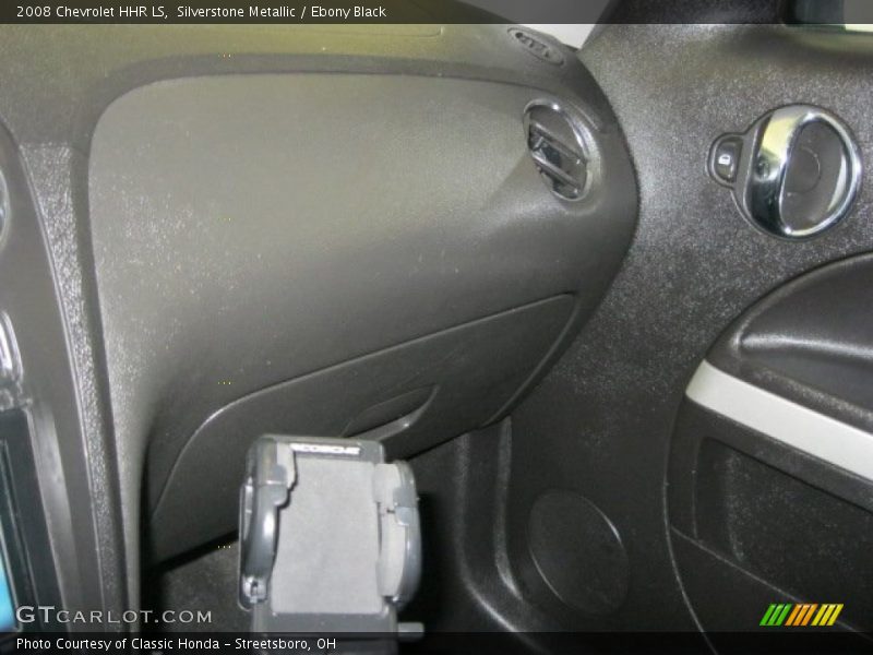 Silverstone Metallic / Ebony Black 2008 Chevrolet HHR LS
