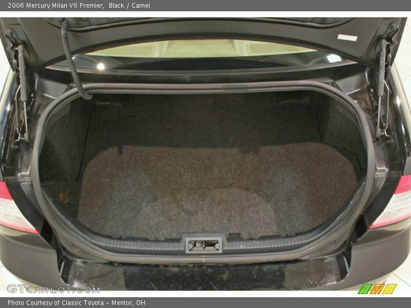 Black / Camel 2006 Mercury Milan V6 Premier