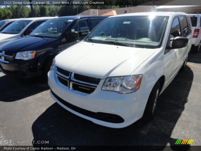 Stone White / Black/Light Graystone 2013 Dodge Grand Caravan SE
