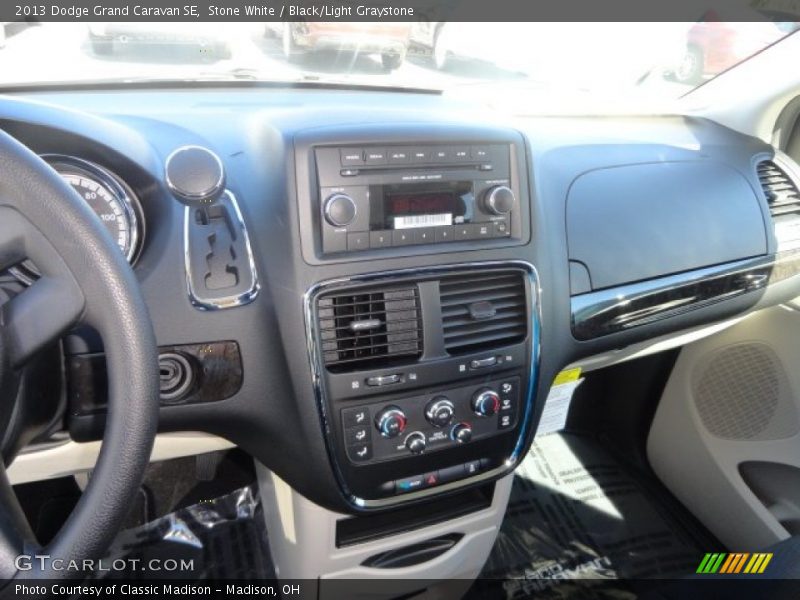 Stone White / Black/Light Graystone 2013 Dodge Grand Caravan SE