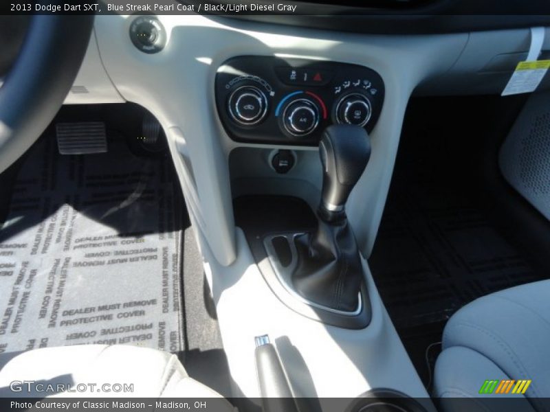 Blue Streak Pearl Coat / Black/Light Diesel Gray 2013 Dodge Dart SXT