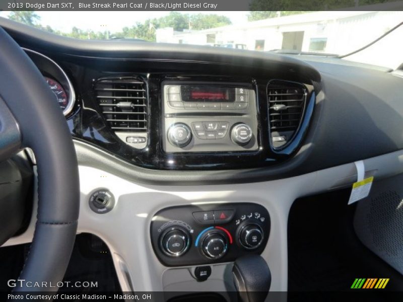 Controls of 2013 Dart SXT