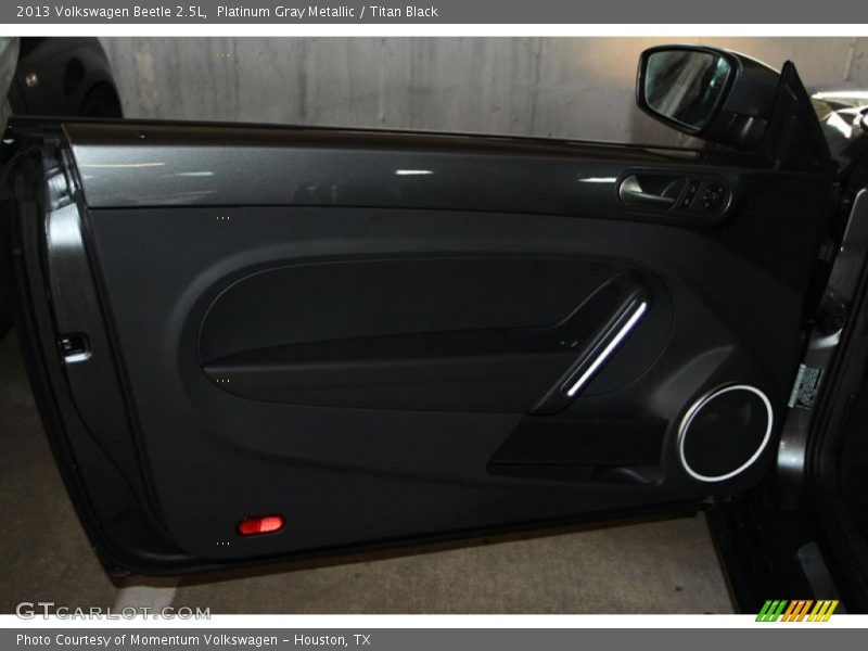 Platinum Gray Metallic / Titan Black 2013 Volkswagen Beetle 2.5L