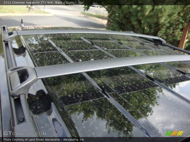 Black / Ebony 2011 Chevrolet Avalanche Z71 4x4