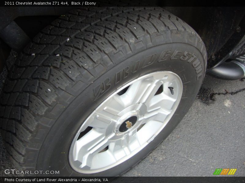 Black / Ebony 2011 Chevrolet Avalanche Z71 4x4