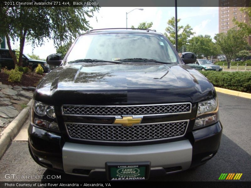 Black / Ebony 2011 Chevrolet Avalanche Z71 4x4