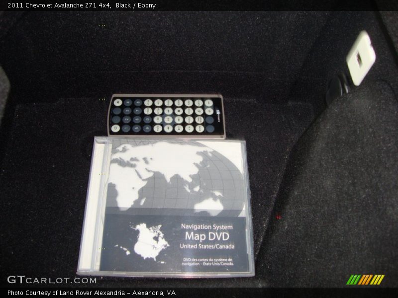 Black / Ebony 2011 Chevrolet Avalanche Z71 4x4