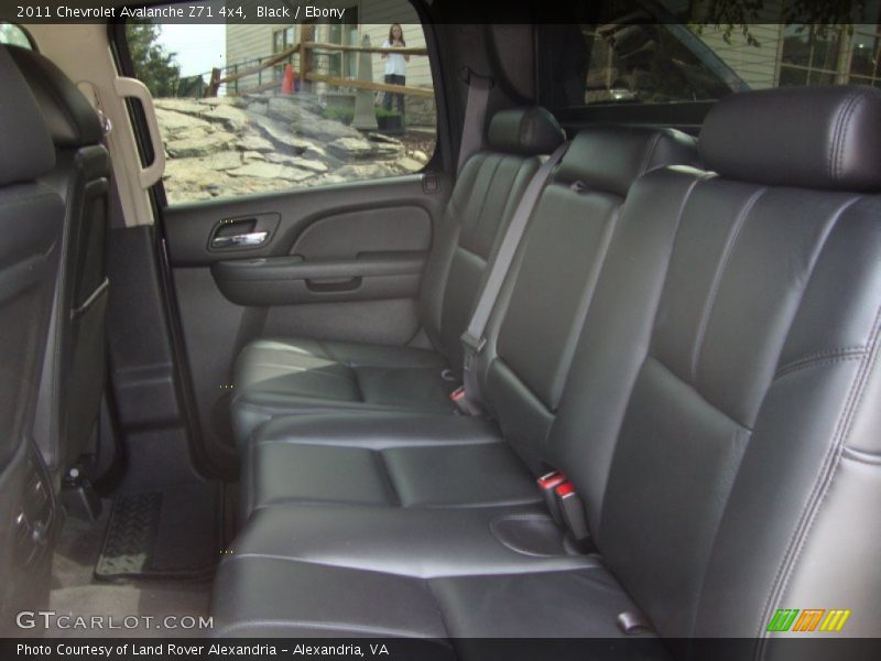 Black / Ebony 2011 Chevrolet Avalanche Z71 4x4