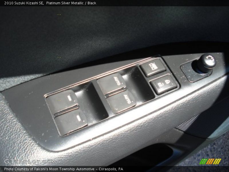 Platinum Silver Metallic / Black 2010 Suzuki Kizashi SE