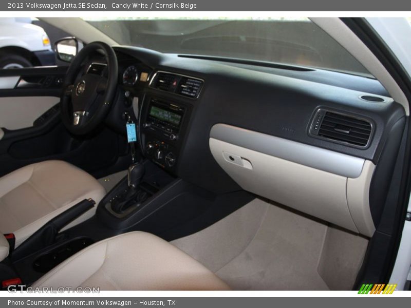 Candy White / Cornsilk Beige 2013 Volkswagen Jetta SE Sedan