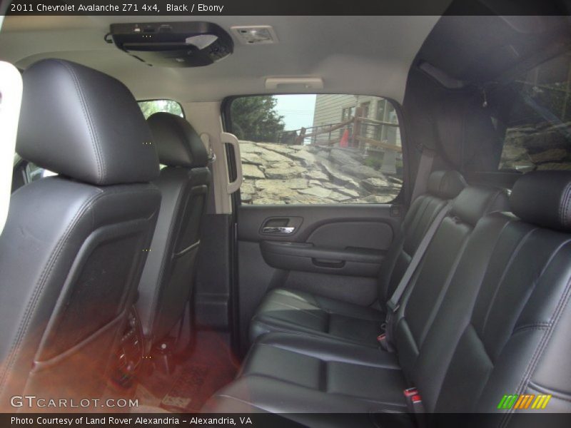 Black / Ebony 2011 Chevrolet Avalanche Z71 4x4