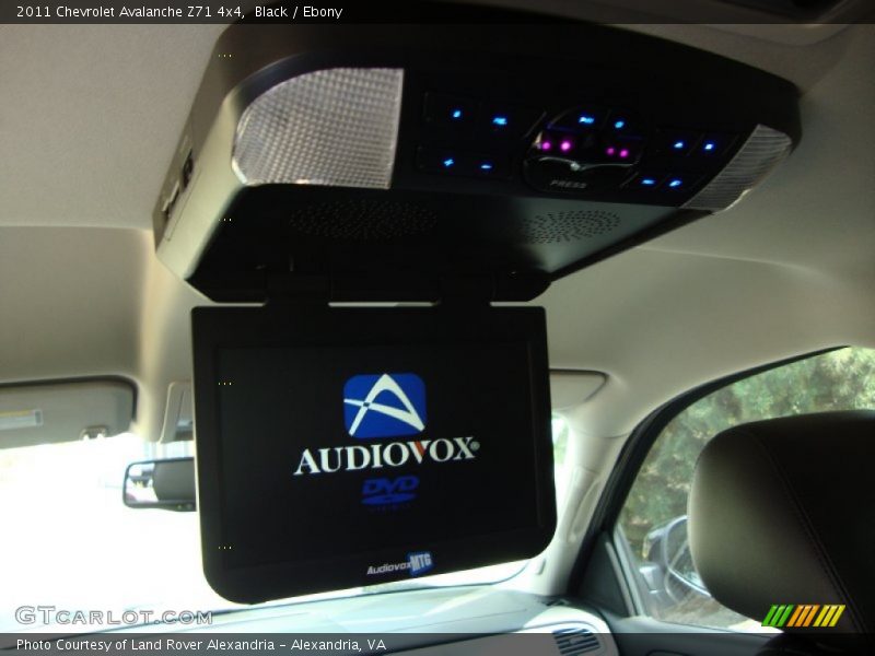 Black / Ebony 2011 Chevrolet Avalanche Z71 4x4