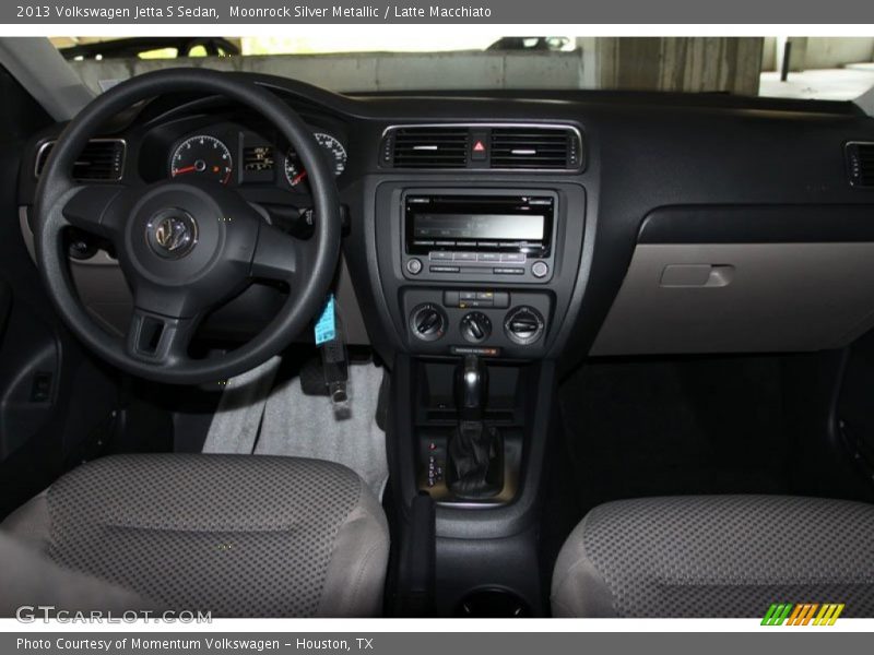 Moonrock Silver Metallic / Latte Macchiato 2013 Volkswagen Jetta S Sedan