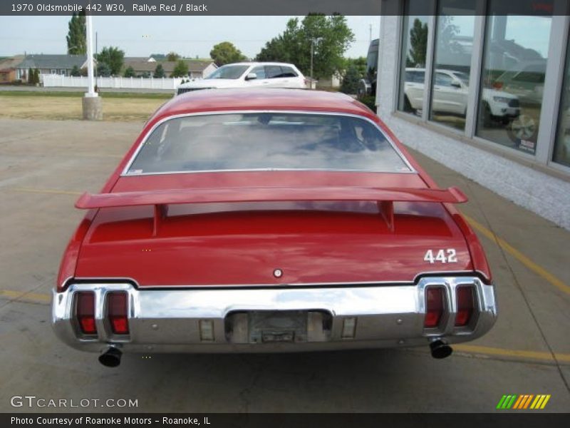  1970 442 W30 Rallye Red