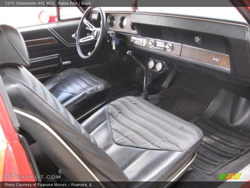 1970 442 W30 Black Interior