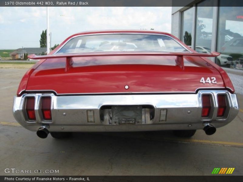  1970 442 W30 Rallye Red