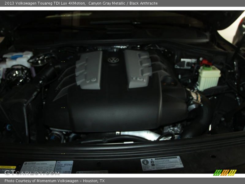 Canyon Gray Metallic / Black Anthracite 2013 Volkswagen Touareg TDI Lux 4XMotion