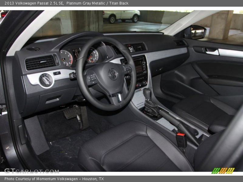 Platinum Gray Metallic / Titan Black 2013 Volkswagen Passat 2.5L SE