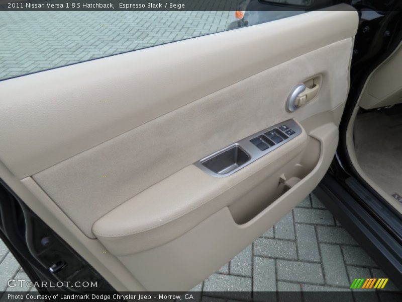 Espresso Black / Beige 2011 Nissan Versa 1.8 S Hatchback