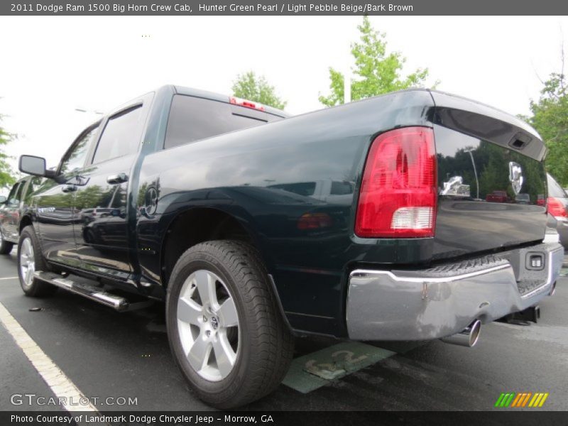 Hunter Green Pearl / Light Pebble Beige/Bark Brown 2011 Dodge Ram 1500 Big Horn Crew Cab