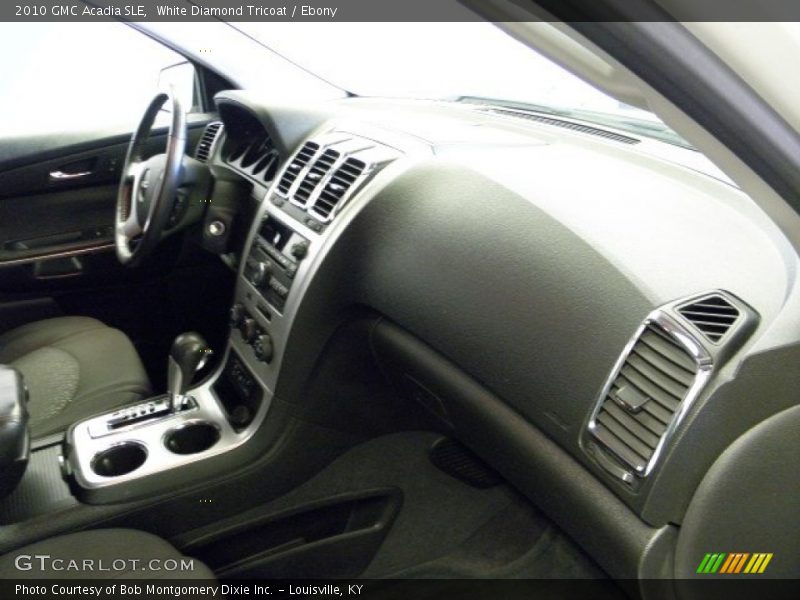 White Diamond Tricoat / Ebony 2010 GMC Acadia SLE