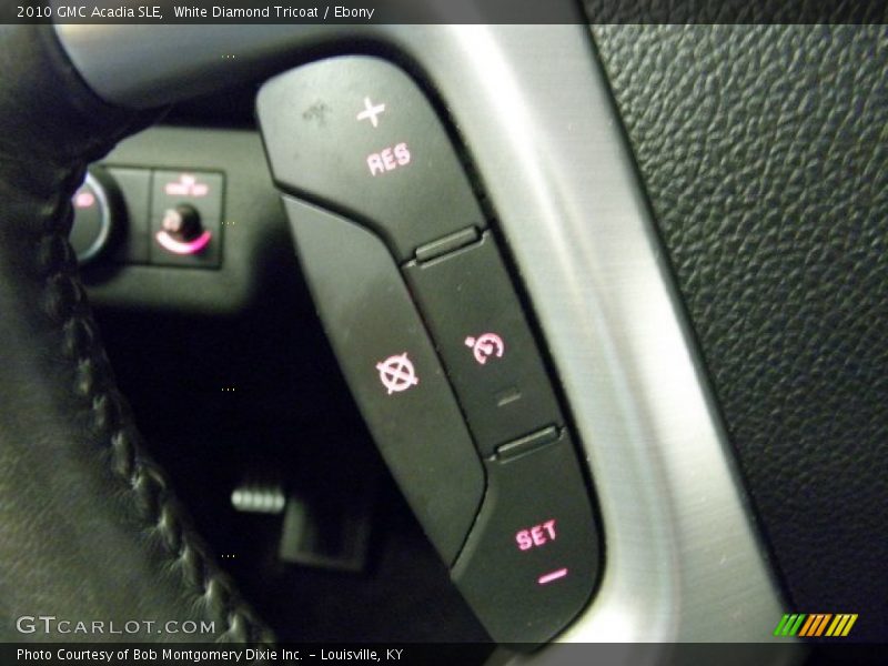 White Diamond Tricoat / Ebony 2010 GMC Acadia SLE
