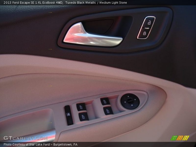 Tuxedo Black Metallic / Medium Light Stone 2013 Ford Escape SE 1.6L EcoBoost 4WD