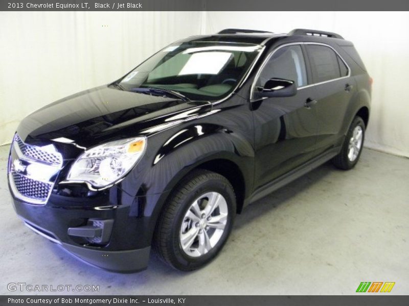 Front 3/4 View of 2013 Equinox LT