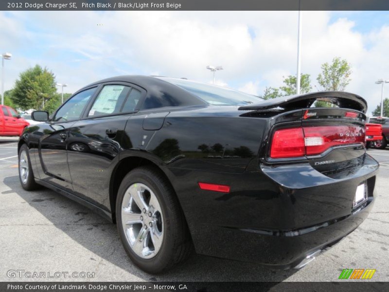 Pitch Black / Black/Light Frost Beige 2012 Dodge Charger SE