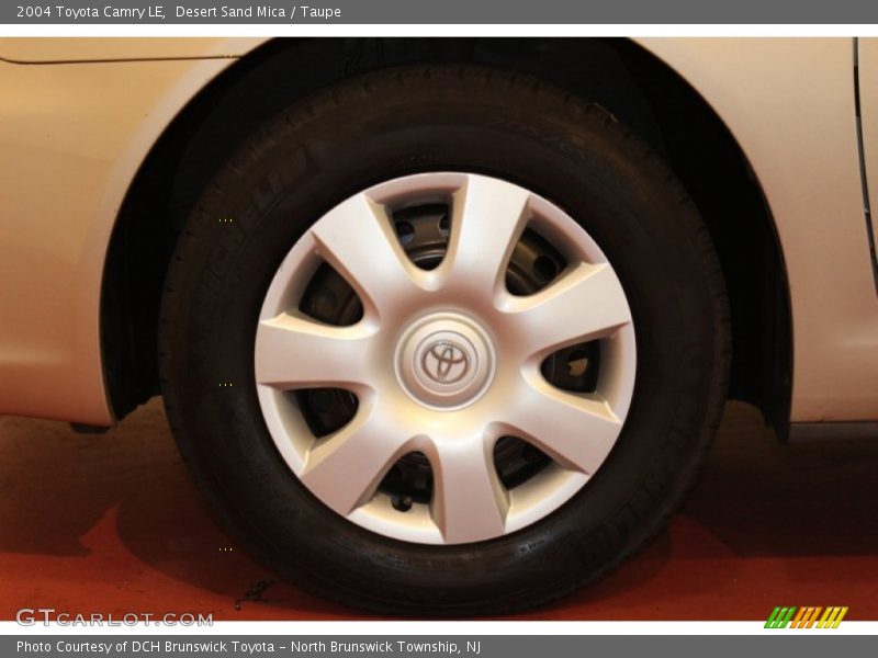 Desert Sand Mica / Taupe 2004 Toyota Camry LE