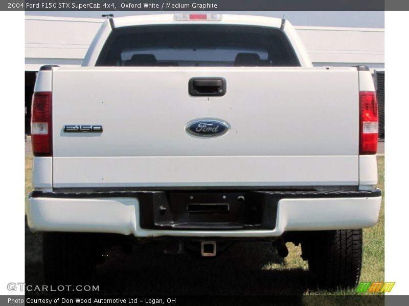 Oxford White / Medium Graphite 2004 Ford F150 STX SuperCab 4x4