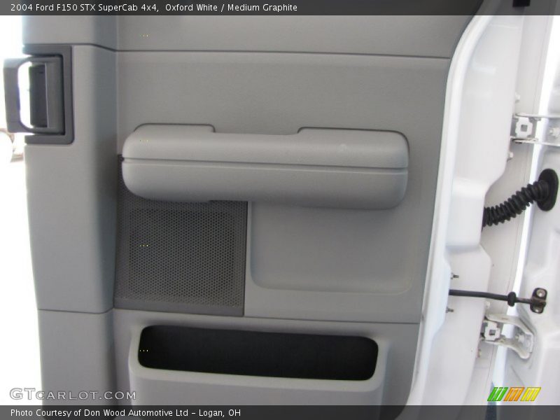 Oxford White / Medium Graphite 2004 Ford F150 STX SuperCab 4x4