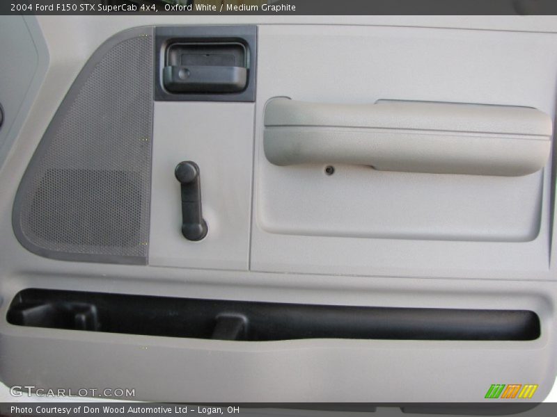 Oxford White / Medium Graphite 2004 Ford F150 STX SuperCab 4x4