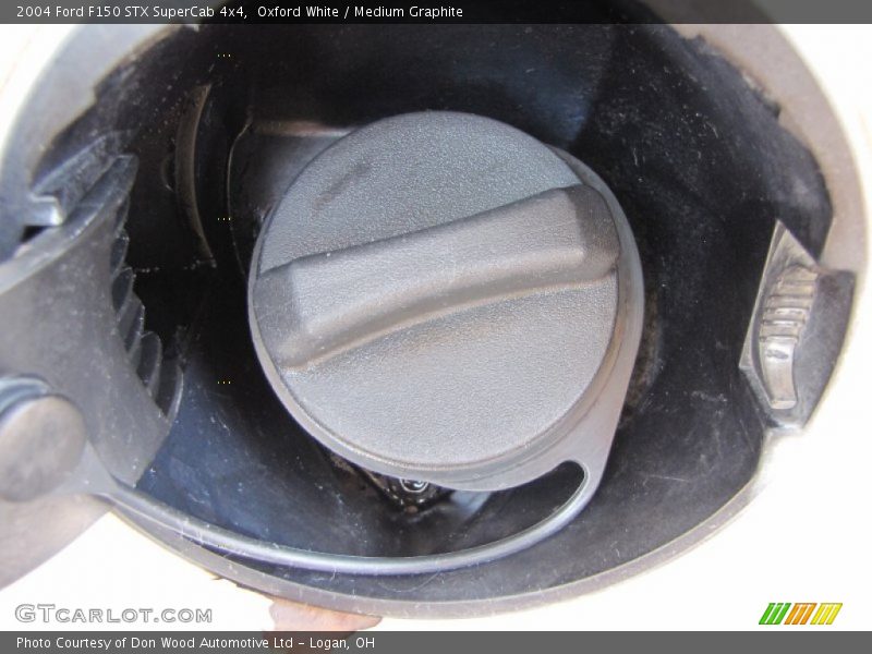 Oxford White / Medium Graphite 2004 Ford F150 STX SuperCab 4x4