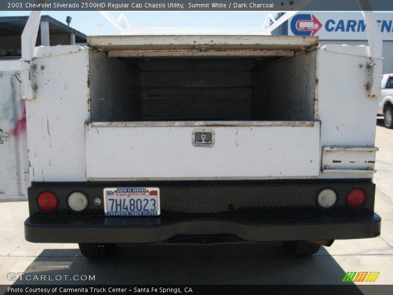 Summit White / Dark Charcoal 2003 Chevrolet Silverado 2500HD Regular Cab Chassis Utility