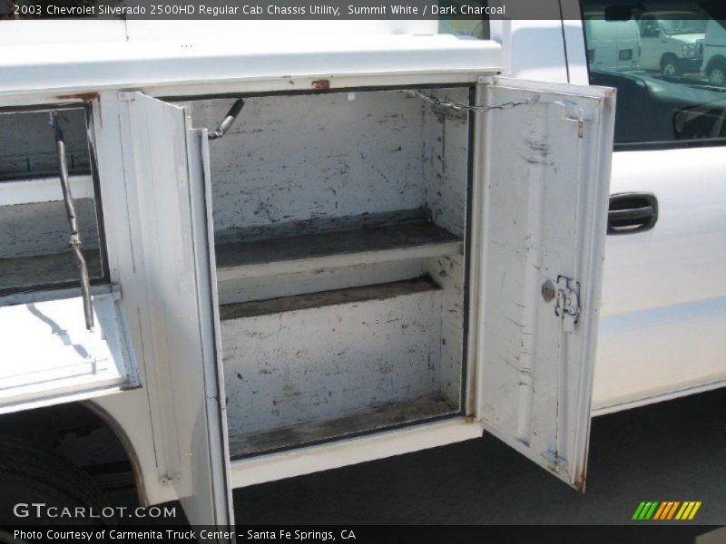 Summit White / Dark Charcoal 2003 Chevrolet Silverado 2500HD Regular Cab Chassis Utility
