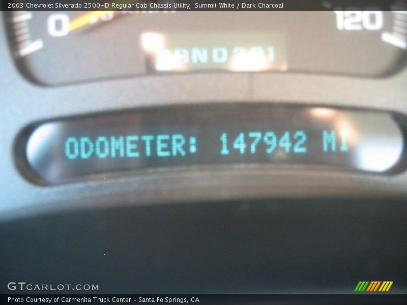 Summit White / Dark Charcoal 2003 Chevrolet Silverado 2500HD Regular Cab Chassis Utility