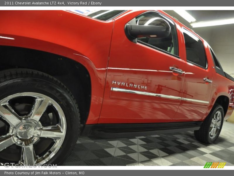 Victory Red / Ebony 2011 Chevrolet Avalanche LTZ 4x4